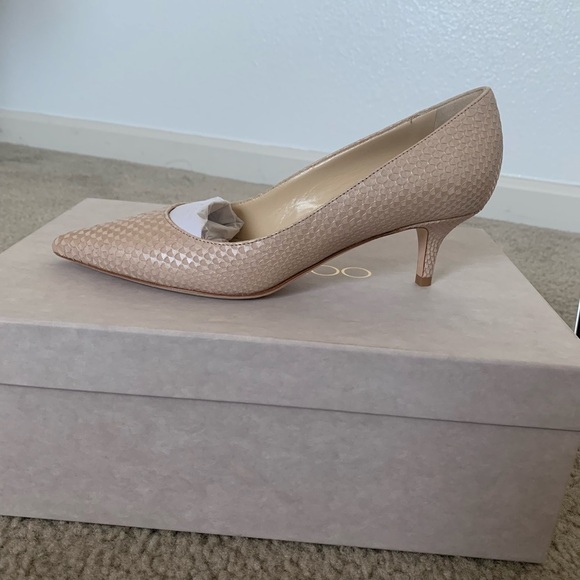 Jimmy Choo Nude Aza Pearlised Printed Leather Pointy Toe Heels - Picture 6 of 11